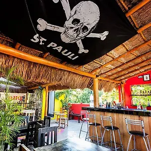 Che Playa & Bar Adults Only Ostello